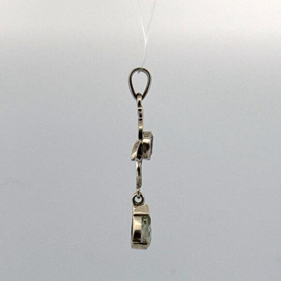 Estate Sterling Silver 925 Flower Design Pendant w/ Faceted Stones, 2.9g No Chai - Picture 2 of 8